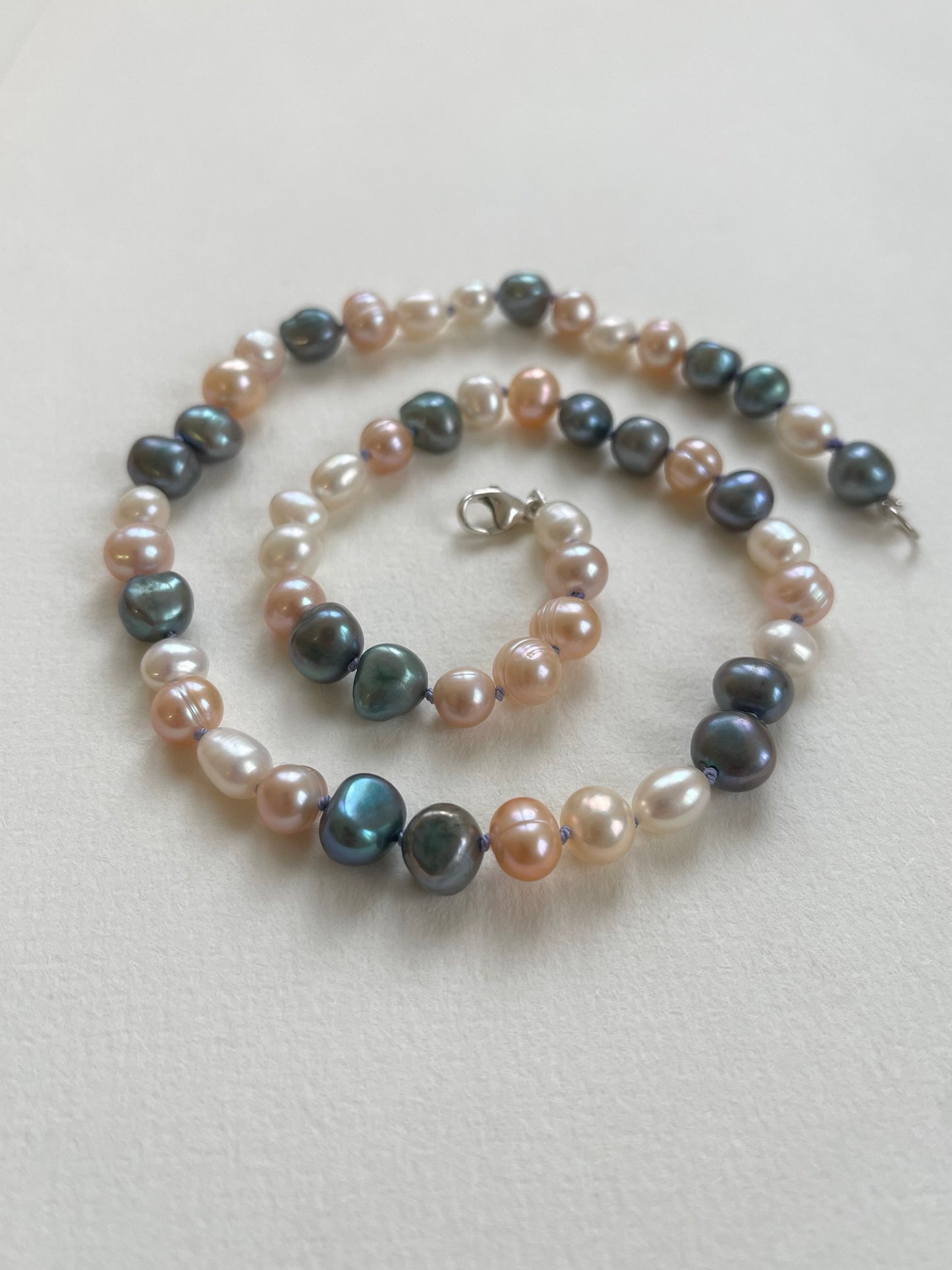 Pearl Necklace 16" - Silver Clasp