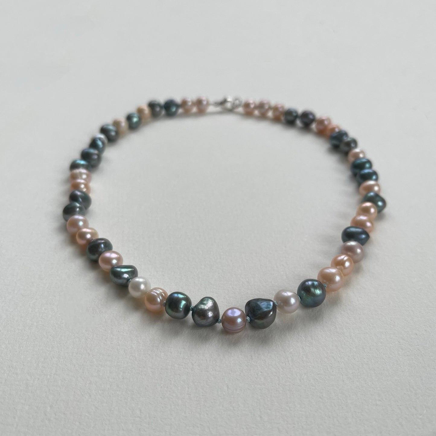 Pearl Necklace 16" - Silver Clasp