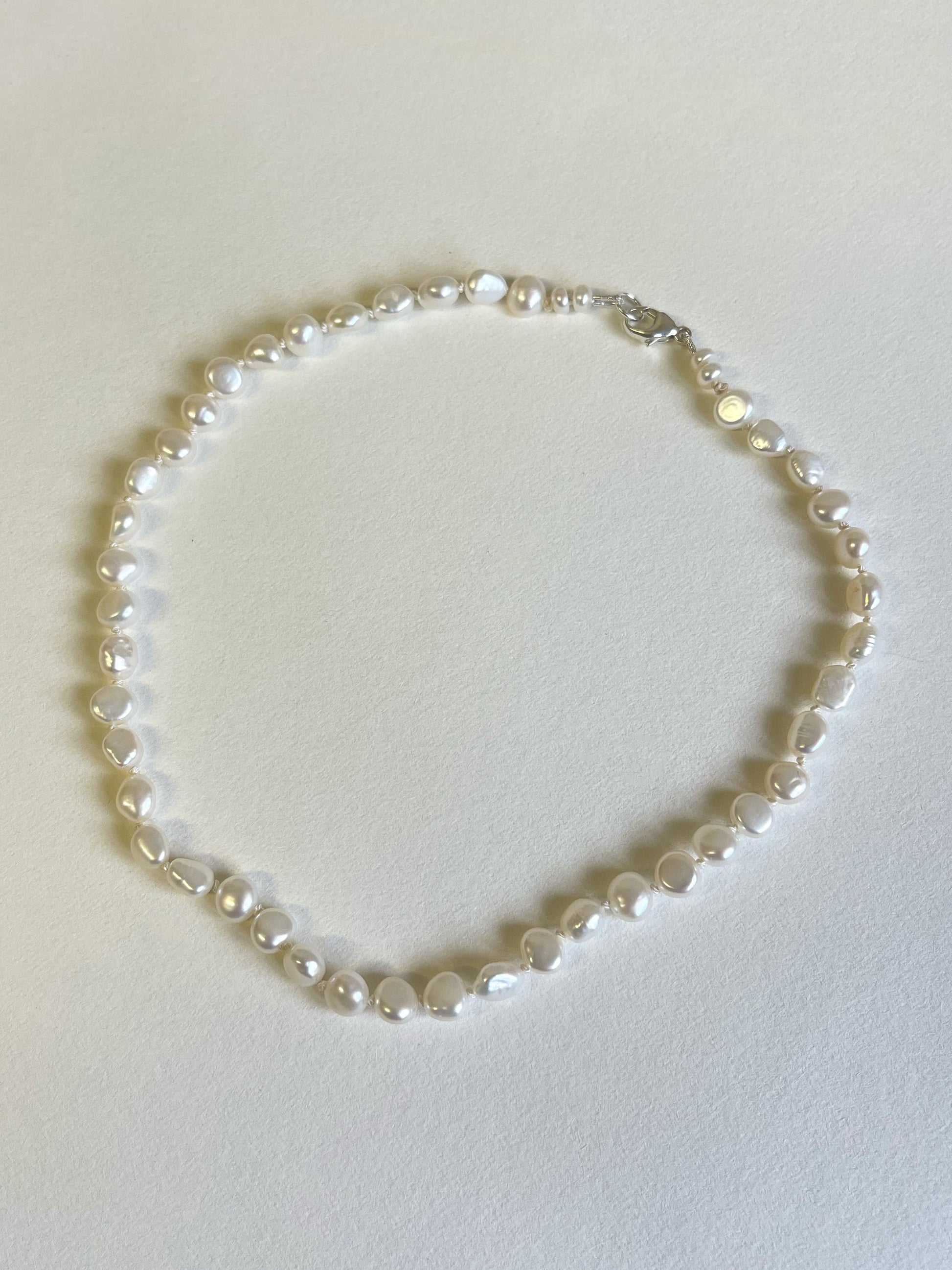 White pearl necklace
